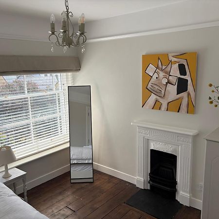 Billie'S Seaside Retreat Villa Lyme Regis Bagian luar foto