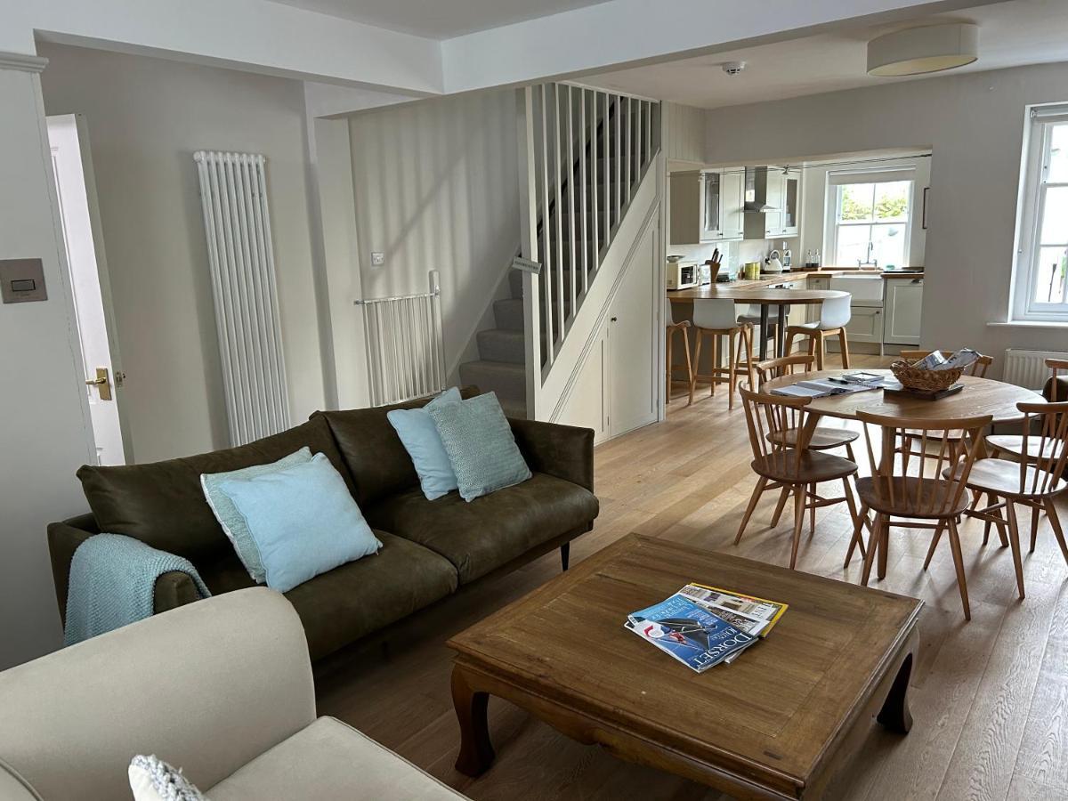 Billie'S Seaside Retreat Villa Lyme Regis Bagian luar foto