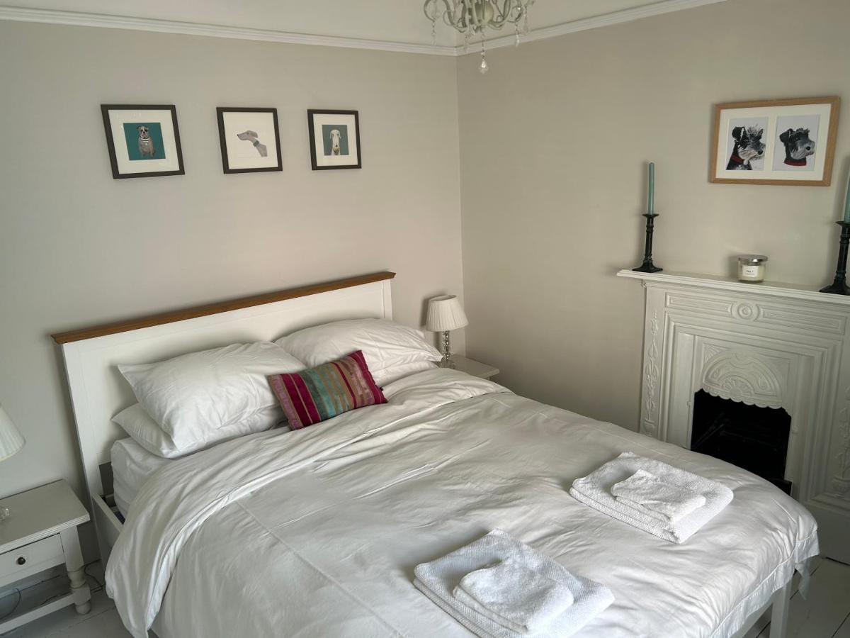 Billie'S Seaside Retreat Villa Lyme Regis Bagian luar foto