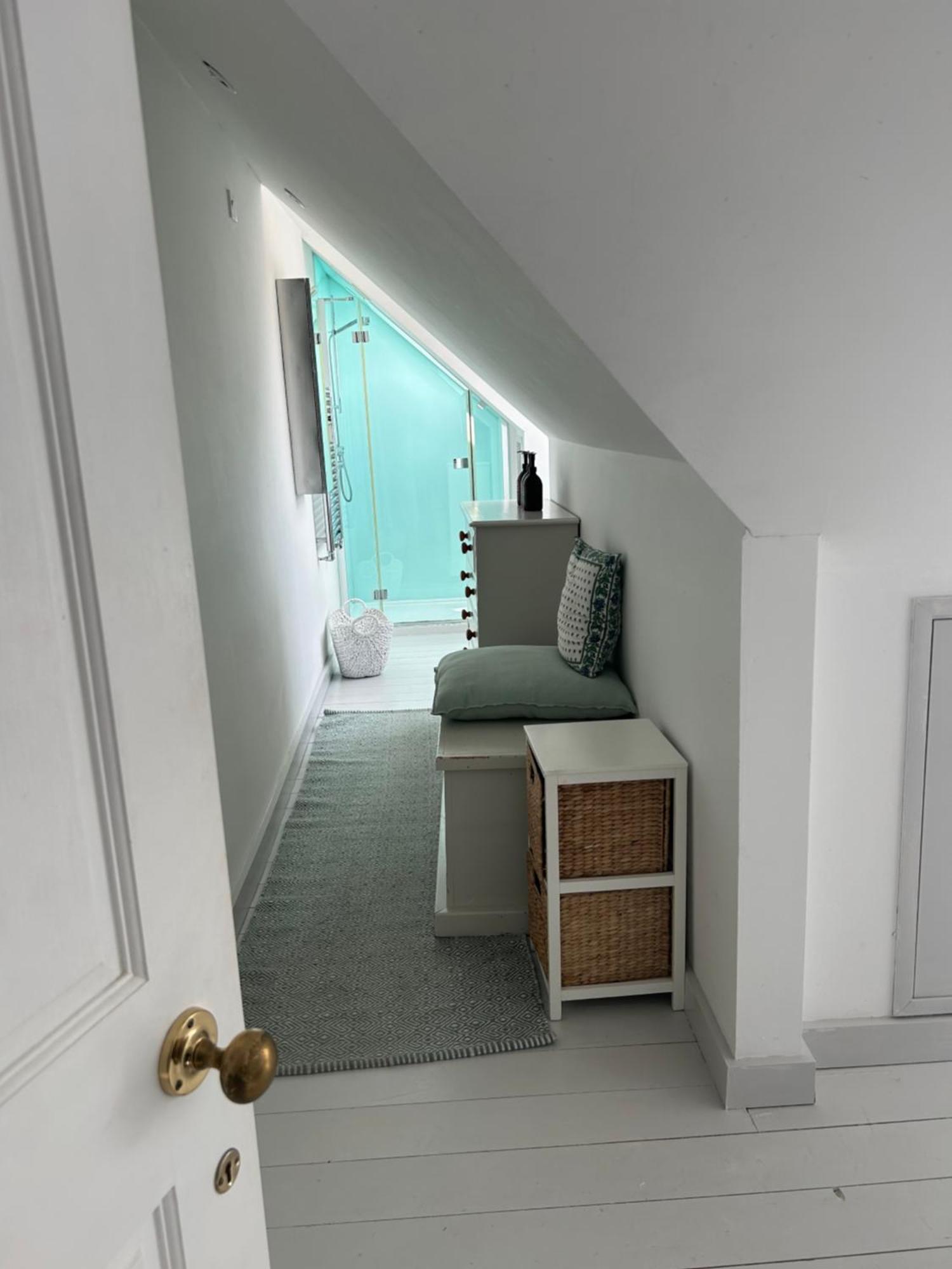 Billie'S Seaside Retreat Villa Lyme Regis Bagian luar foto
